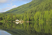 Beautiful Lakeside Location